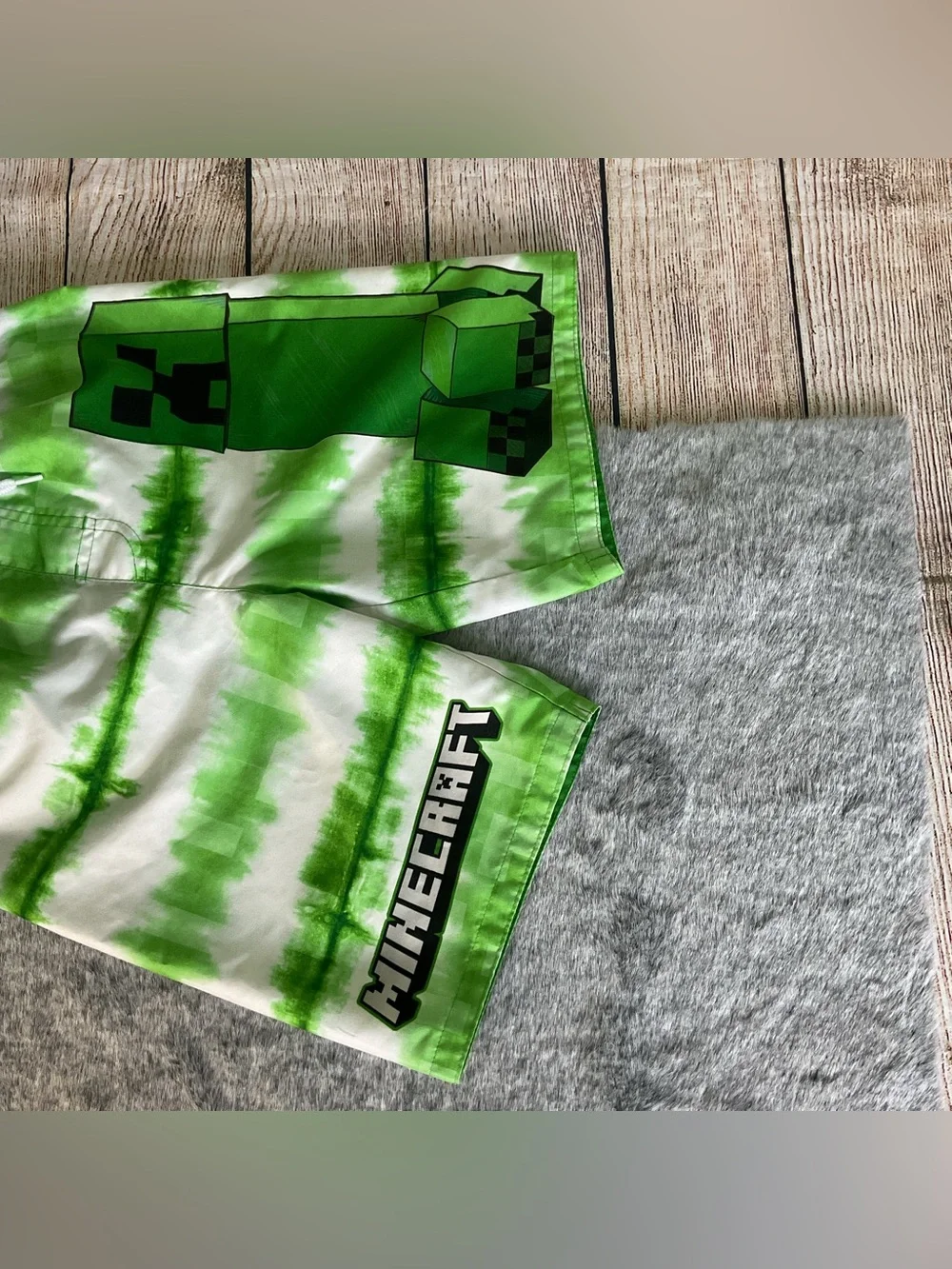 Minecraft Green Tie-Dye Creeper Kids' Swim Trunks Size 8